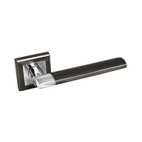 Межкомнатная дверная ручка Palidore на квадратной накладке 219 BH / PC комбинация черного никеля и хрома