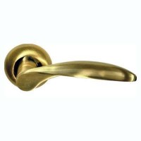 Межкомнатная дверная ручка Vantage / Вантаж V20C матовое золото