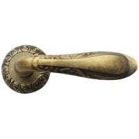 Межкомнатная дверная ручка Bussare Castelo A-71-20 античная латунь